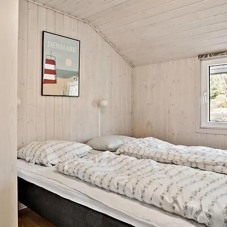 Дом отдыха In With Sauna *